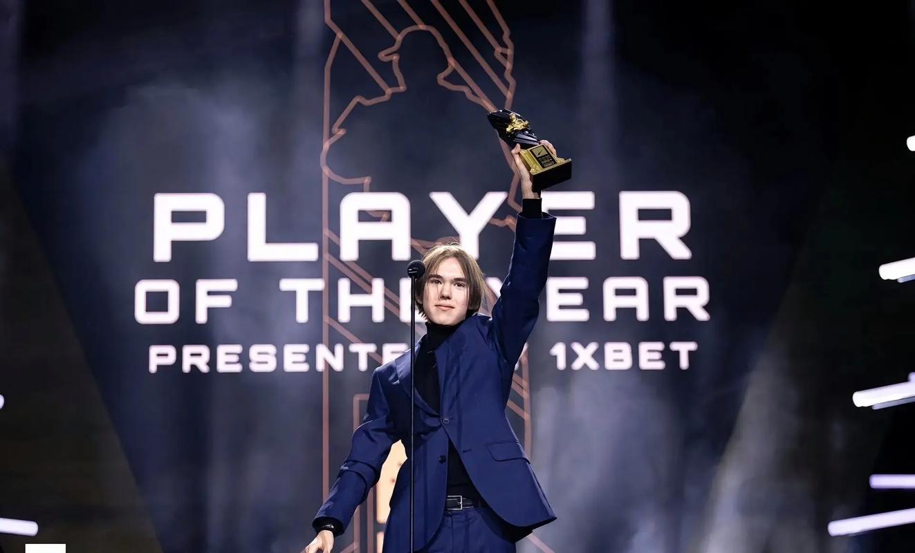 17岁的AD也在炫耀！Diable Zeli 收获了 BNK FEARX 在团战中，Ertahan 击败敌人扳平了比分